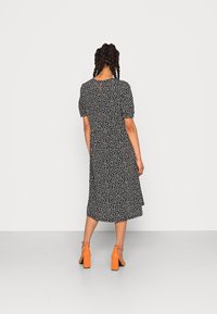 Monki Freizeitkleid - black