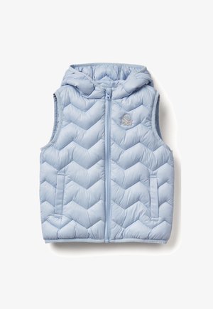 Helles blaues Steppwesten mit einem Zickzackdesign, Kapuze, Frontreißverschluss und zwei Seitentaschen. Mit dezentem Logo-Stick auf der Brust.