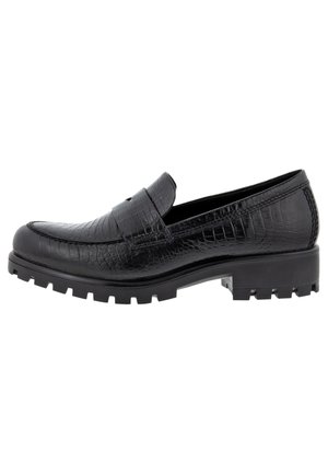 Mocassin en cuir noir avec finition texturée et semelle épaisse à crampons, vue de côté.