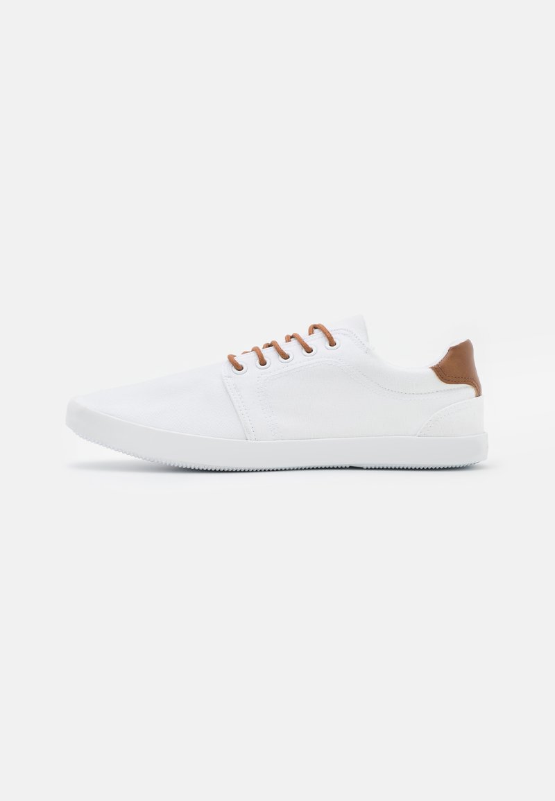Pier One Sapatilhas - white