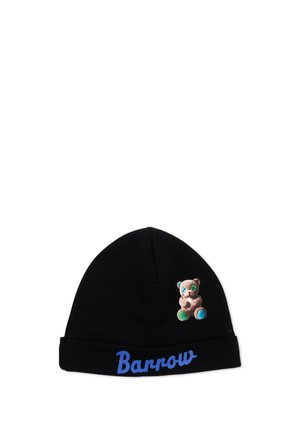 Gorro tipo beanie negro con borde enrollado, con un parche de un oso de peluche beige y la palabra "Barrow" en texto azul en la parte frontal.