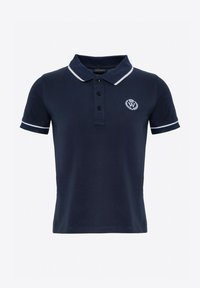 Polo shirt blu navy con accenti bianchi. Presenta un colletto, una chiusura a tre bottoni e un logo sul lato sinistro del petto. Realizzato in tessuto traspirante.