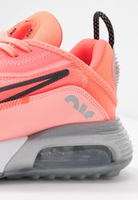 Nike Sportswear Sneakers - pink