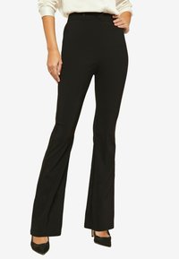 PETITE FIT - SCULPTING STRETCH FLARED  - Kelnės - black
