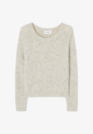 Svijetlosivi, dugih rukava pleteni džemper s okruglim izrezom i rebrastom teksturom, prikazan na bijeloj pozadini.