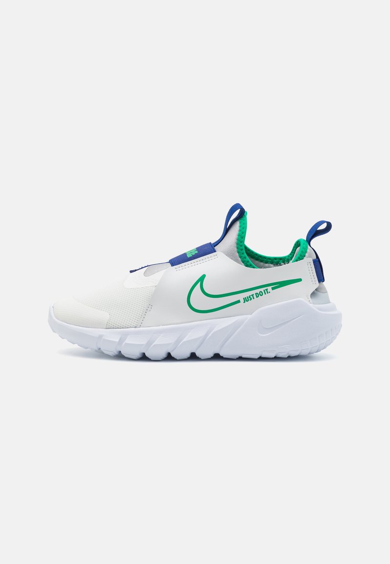 nike performance flex runner