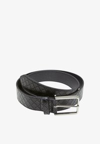 Seleccionado, black silver