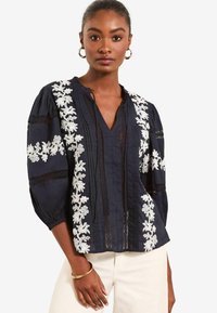 Lipsy 3/4 SLEEVE EMBROIDERED TIE NECK  - REGULAR FIT - Palaidinė - navy blue