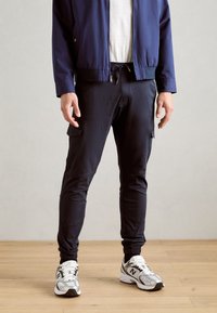 INDICODE JEANS - LEVI - Cargobroek - navy Miniatuurafbeelding 1