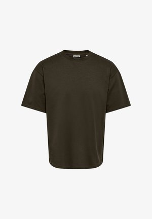 T-shirt à manches courtes vert olive foncé, col rond, coupe ample, fabriqué en tissu de coton doux avec une texture lisse et aucun motif visible.