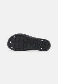 Under Armour LOCKER IV - Chanclas de baño - black