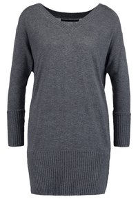 Grauer Strickpullover mit V-Ausschnitt, langen Ärmeln und gerippten Bündchen sowie Saum. Weicher Stoff, lässige Passform und minimalistisches Design.