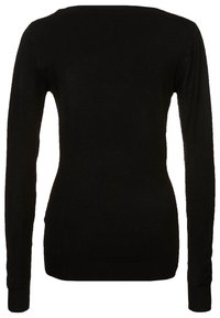 Maglione nero a maniche lunghe, polsi e orlo a coste, silhouette aderente, texture liscia, scollatura rotonda, senza motivi visibili o decorazioni.