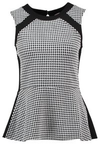 Anna Field Linne - black