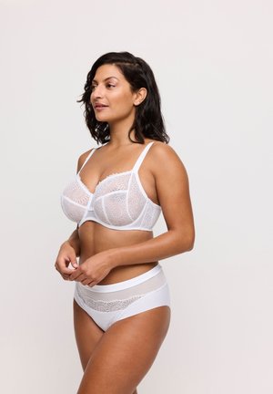 SOPHORA - Slip - white