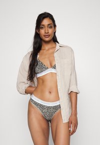 Calvin Klein Underwear THONG CK ONE COTTON - String - grey heather