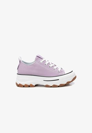 Refresh, ZAPATILLA DE MUJER PLANO - LILA - Zapatillas - morado