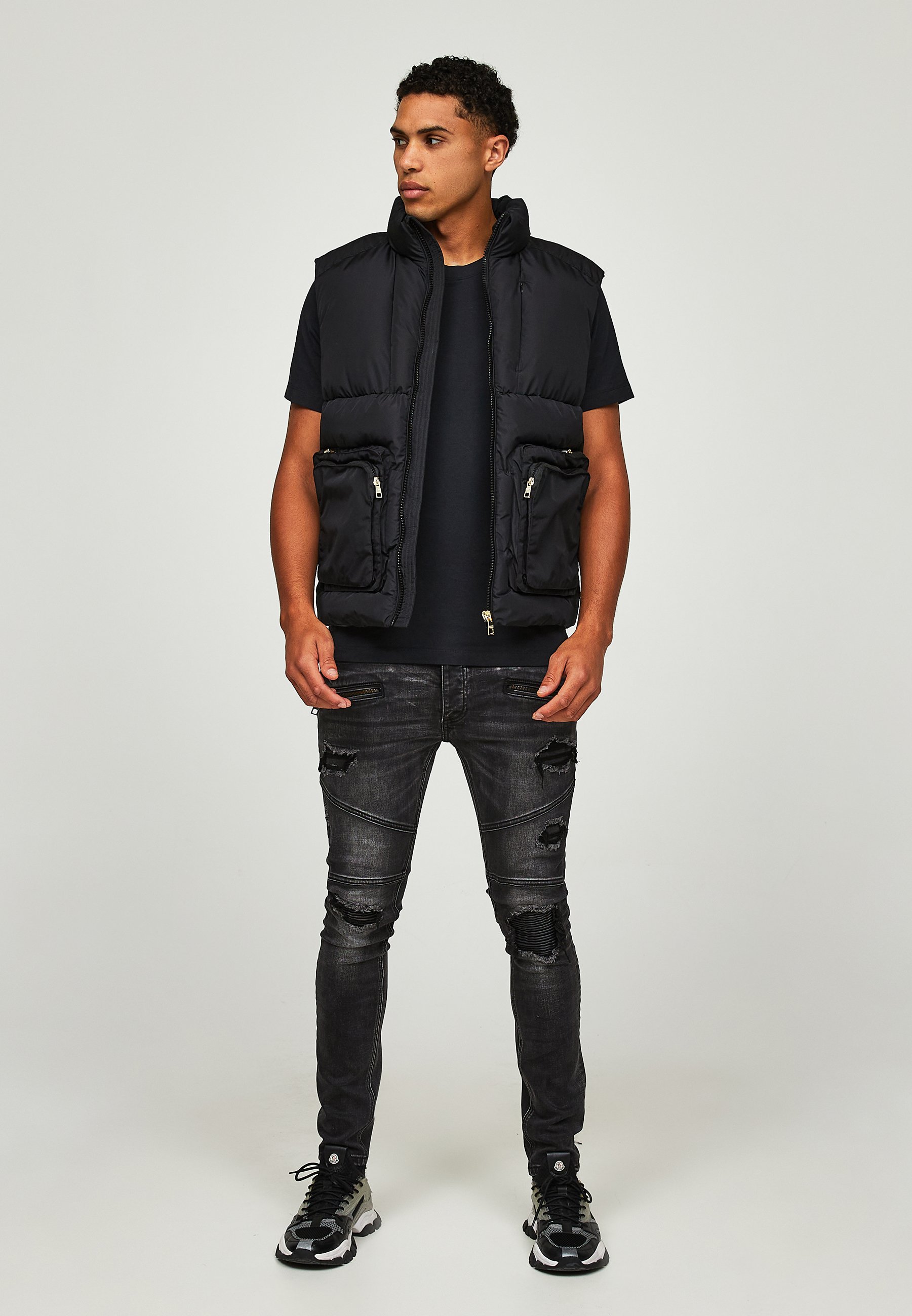 Glorious Gangsta ROMAREZ PUFFER GILET - Vestă - jet black/negru