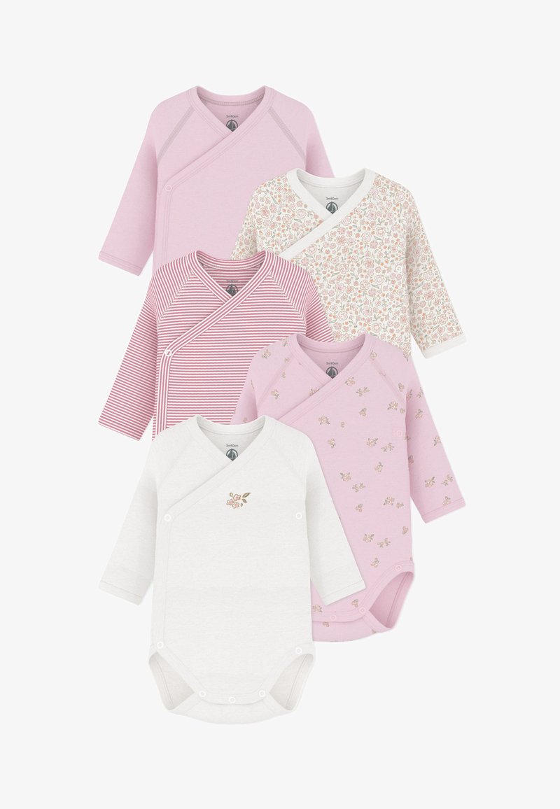 Cinq bodies bébé à manches longues avec pressions latérales, comprenant du rose uni, des imprimés floraux, des rayures roses et du blanc avec une petite broderie fleurie.