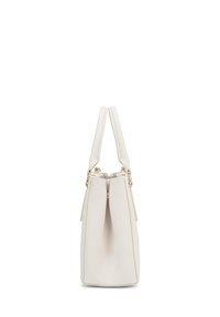 Piccola borsa bianca realizzata in materiale testurizzato. Caratterizzata da un design affusolato, doppi manici superiori e dettagli in metallo dorato.