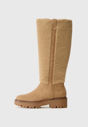 Téli csizmák - beige