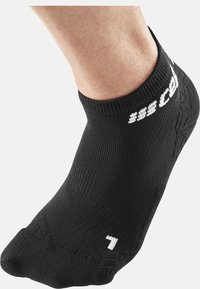CEP COMPRESSION ULTRALIGHT LOW CUT - Sportsocken - black