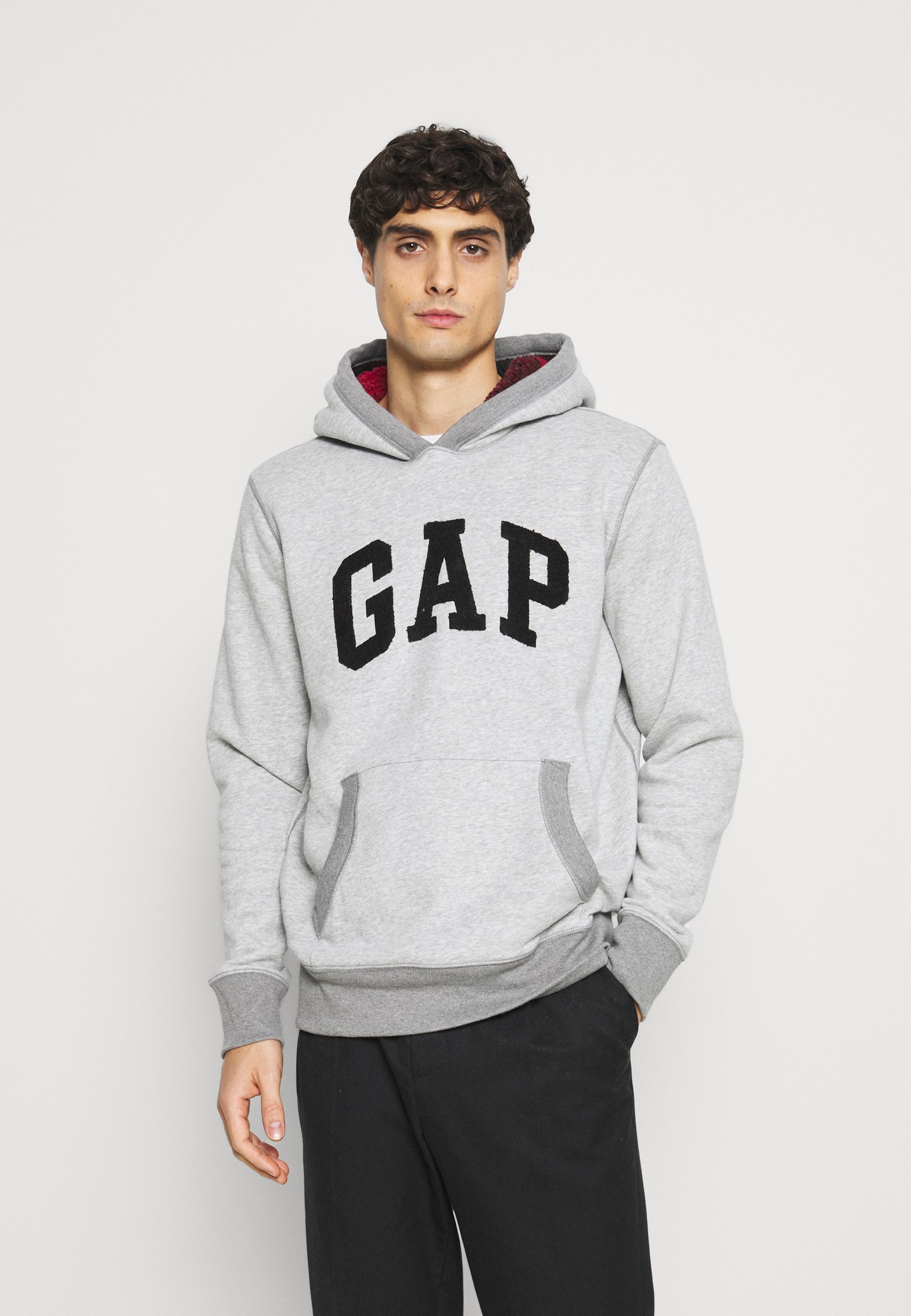 grey gap sweatshirt