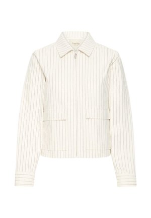 Valge lühike jakk vertikaalsete tumeliste triipudega, esikinnituse ja terava kraega. Varustatud kahe küljetasku ja pikkade varrukatega.