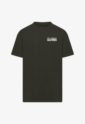 Tricou negru din bumbac, cu mâneci scurte, guler rotund și text alb care spune "Los Angeles CALIFORNIA" pe partea stângă sus.