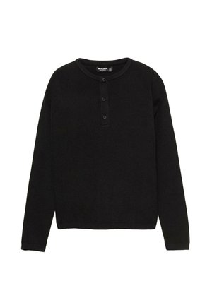Schwarzer Langarmpullover aus geripptem Stoff, mit Rundhalsausschnitt und einer Knopfleiste vorne mit drei Knöpfen.