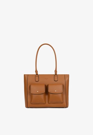 Bruine leren draagtas met twee klepzakken aan de voorkant, lange handvatten en subtiele zwarte randafwerking.