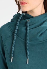 Urban Classics RAGLAN HIGH NECK  - Jersey con capucha - teal