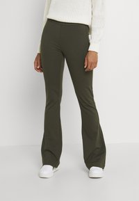 Vero Moda VMKAMMA FLARED PANT - Calças - peat