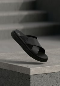 Δεν επιλέχθηκε, black