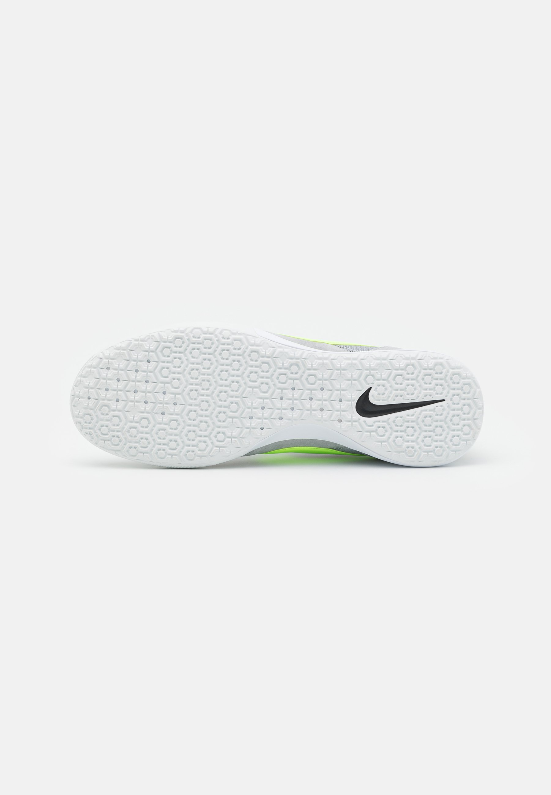 nike ghost indoor