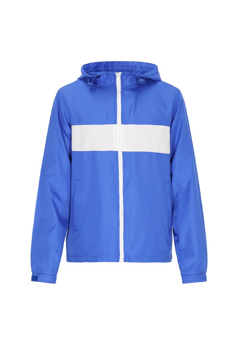 Giacca leggera blu con una striscia orizzontale bianca, cappuccio, zip frontale e due tasche laterali. Realizzata in un materiale liscio e resistente all'acqua.