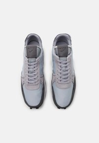Nike Sportswear DBREAK-TYPE - Sapatilhas - wolf grey/black/iron grey/white