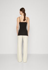 Vero Moda Tall VMMAXI MY SOFT V SINGLET 2 PACK - Topp - black