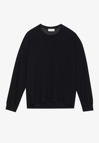 - Bluza