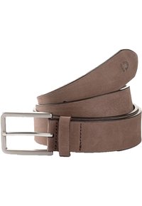 Ceinture en cuir marron avec une boucle en métal argenté rectangulaire, texture lisse et détails de couture subtils sur la sangle.