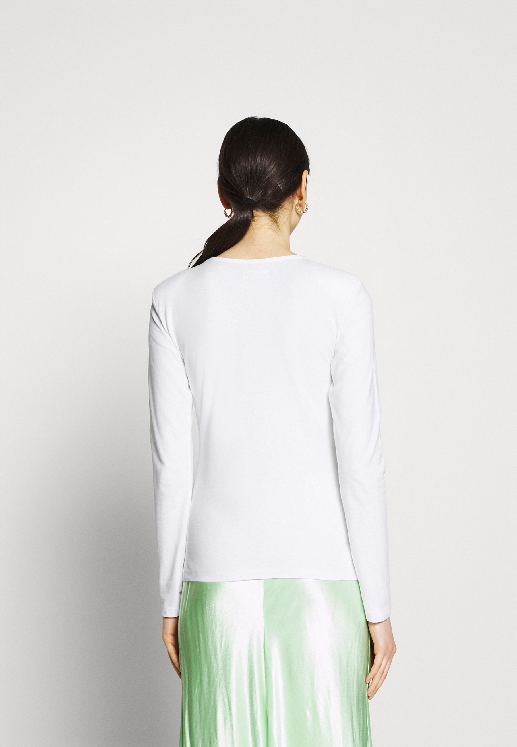 Women Long sleeved top Women Long sleeved top