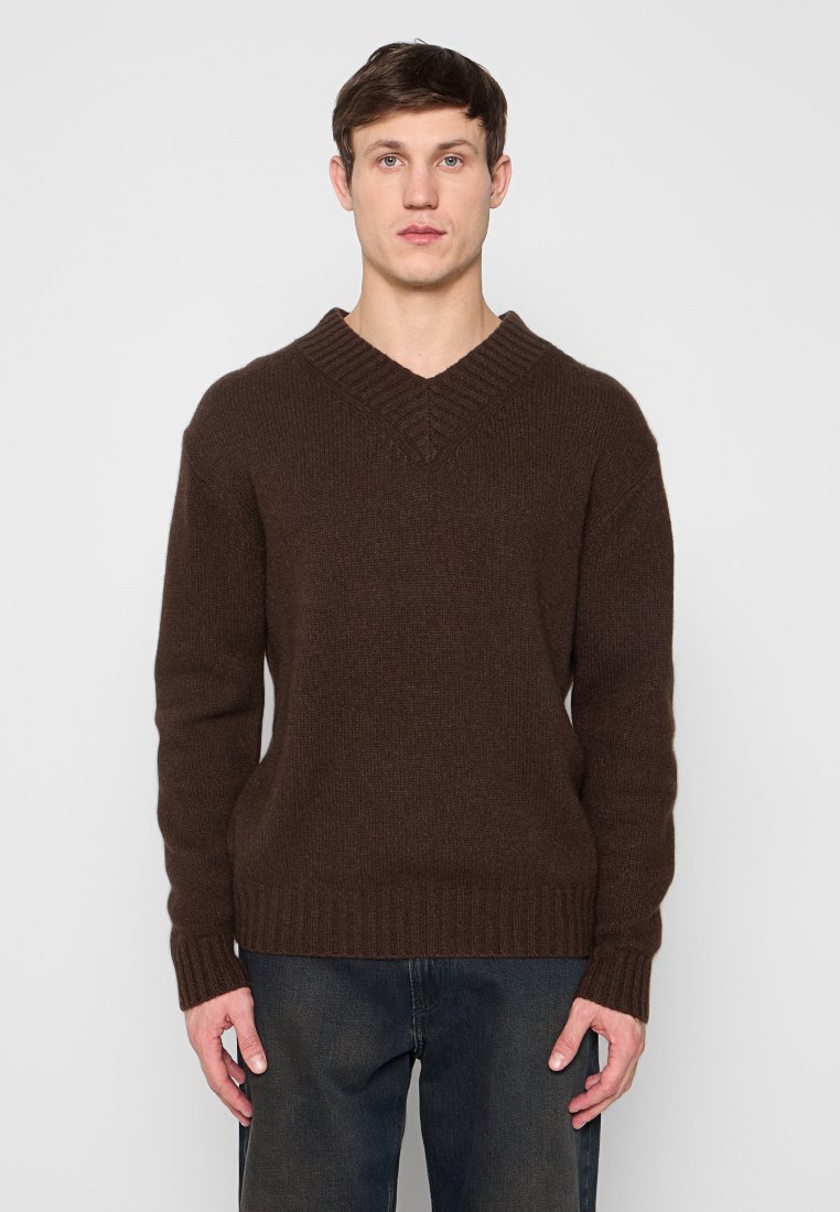 sandro Trui bruin sandro Trui bruin