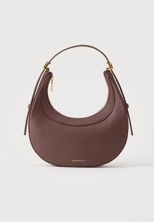 Coccinelle, WHISPER - Håndtasker - berry