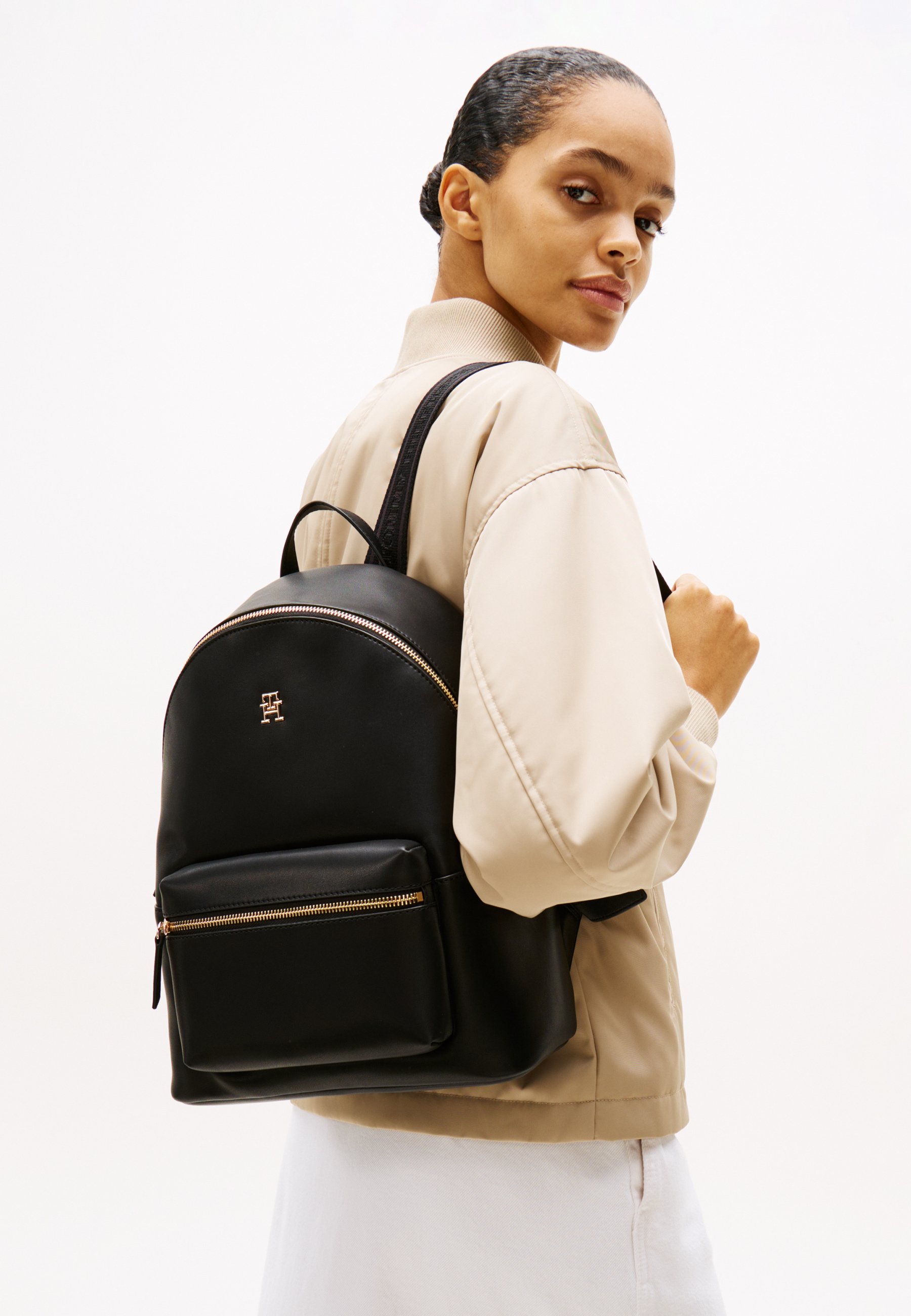 dimensions of patagonia black hole bag Pack 25L Color:BLUEFLAX/TWILIGHTGALAXY Osprey Cycling Hydration Packs collection_AdidasWorldCup_0702 after a life of