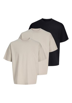 Tre ensfarvede crewneck t-shirts i beige og sort, vist overlappende i en trindelt opstilling på en hvid baggrund.