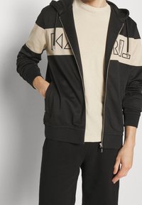 KARL LAGERFELD Sudadera con cremallera - black