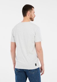 Protest ROCKO - T-shirt print - white melange