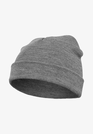 Szara dzianinowa czapka beanie z podwiniętym brzegiem, wykonana z miękkiego, teksturowanego materiału. Charakteryzuje się prostym, nieozdobnym wzornictwem i dopasowanym krojem.