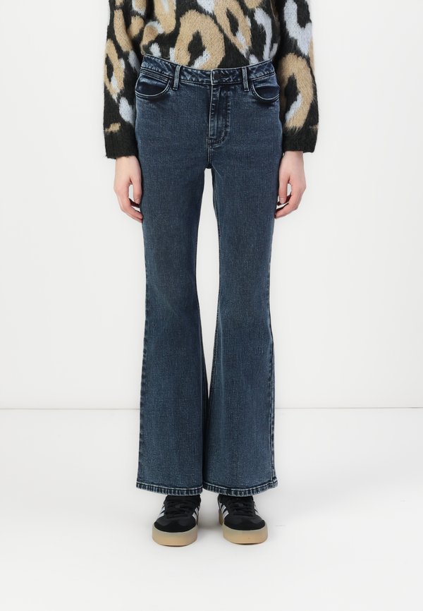 FIERCE - Flared Jeans