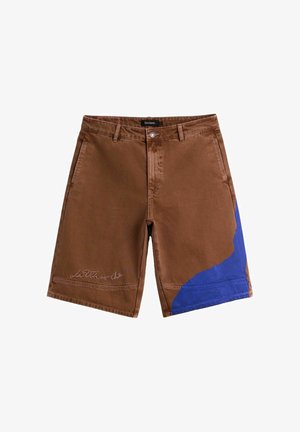 Desigual, PRINTED BERMUDA SHORTS WITH SUNS - Shorts - brown